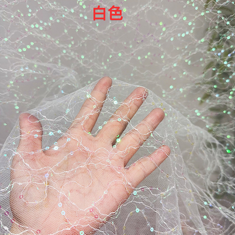 ผ้าลูกไม้ตาข่ายโปร่งแสงปักเลื่ - Glitter Tablecloth บทวิจารณ์และราคา
